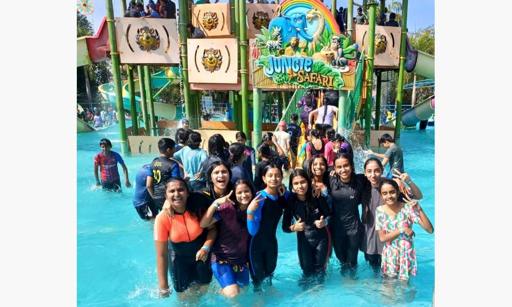 Splashing Joy Together!