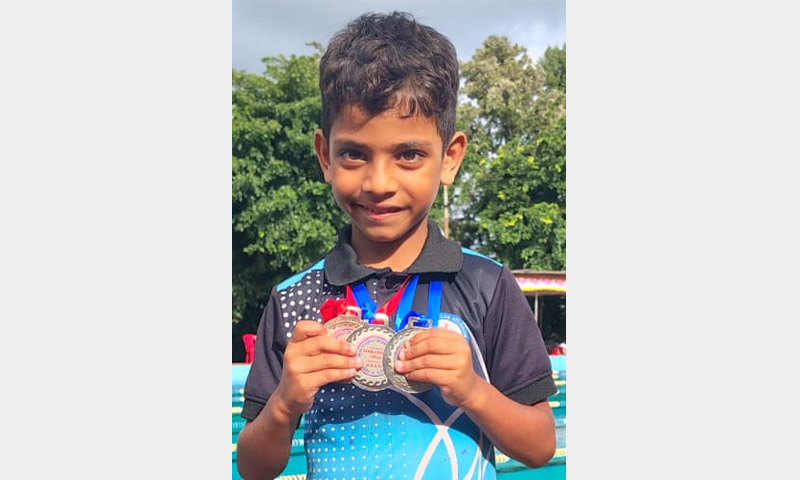 Swimming Star!