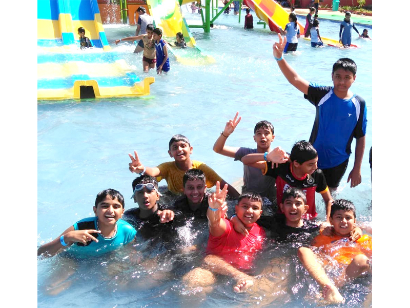 Frolicking in the alluring waters of PRS Park, Hubballi